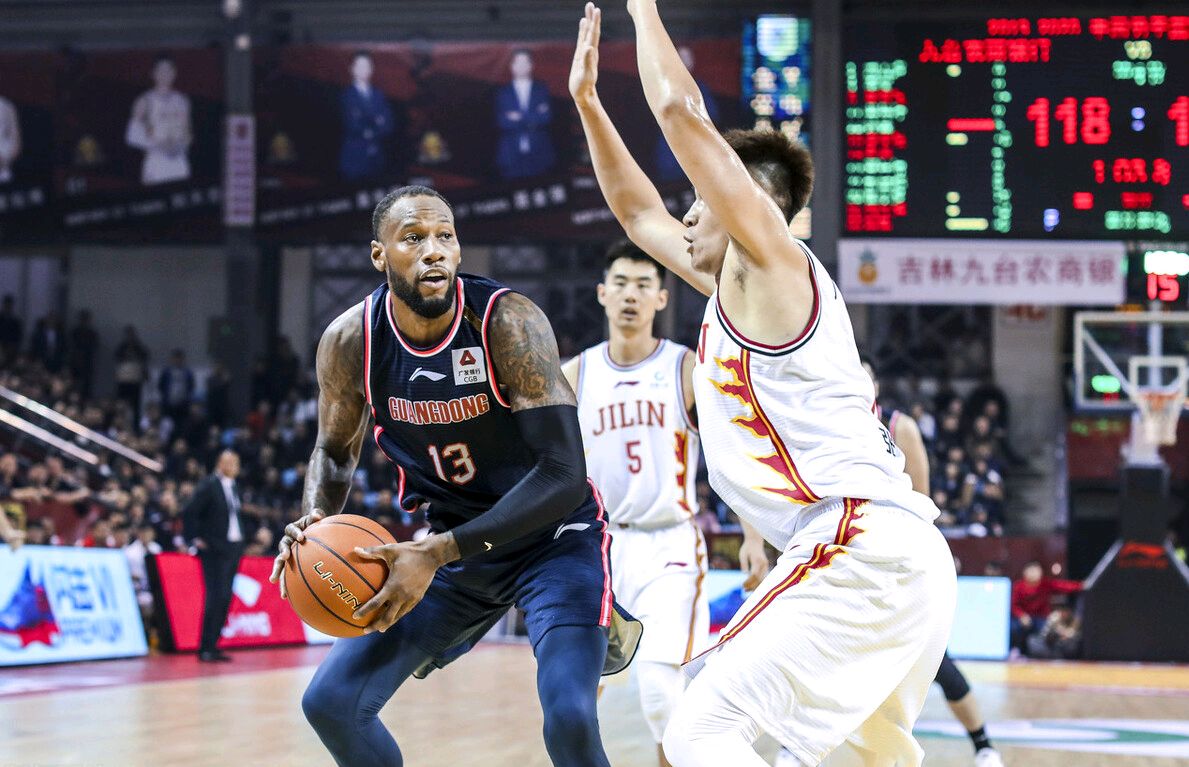 湖北男篮挑战内蒙古队，胜负难料！