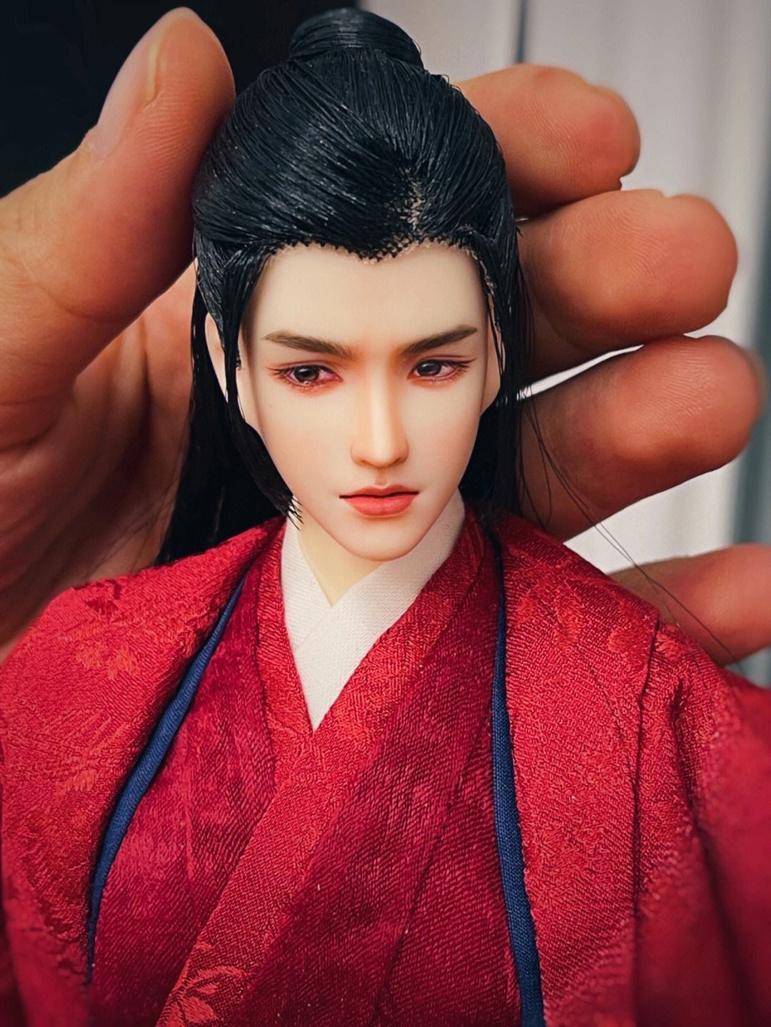 红衣女将率队获胜，表现出色备战决赛的简单介绍